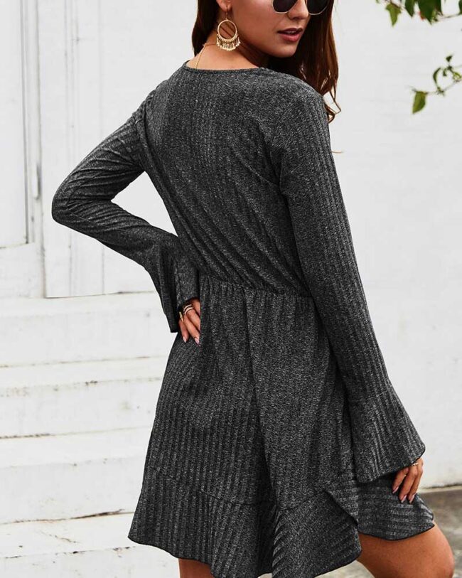 Vestido gris oscuro tejido - Imagen 3