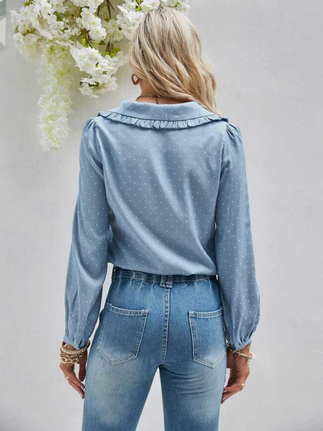 Blusa azul con volantes y lunares - Imagen 3