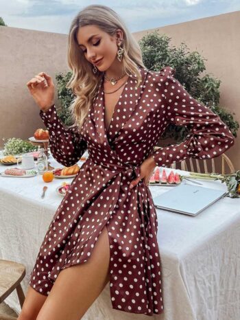 Vestido chocolate con puntos y lazo - Imagen 3