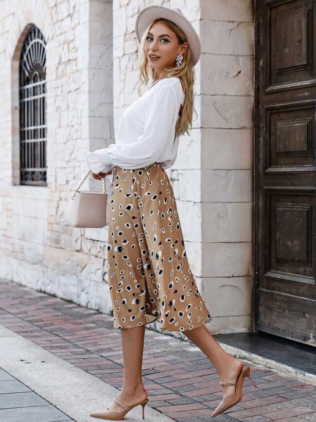 Falda beige con estampado leopardo - Imagen 2