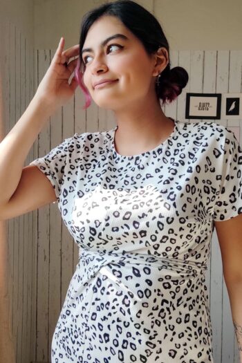 Vestido blanco print de leopardo - Imagen 4