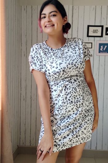 Vestido blanco print de leopardo - Imagen 5