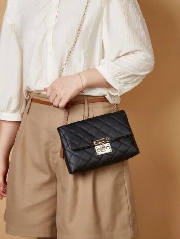 Cartera con detalles dorados - Imagen 2