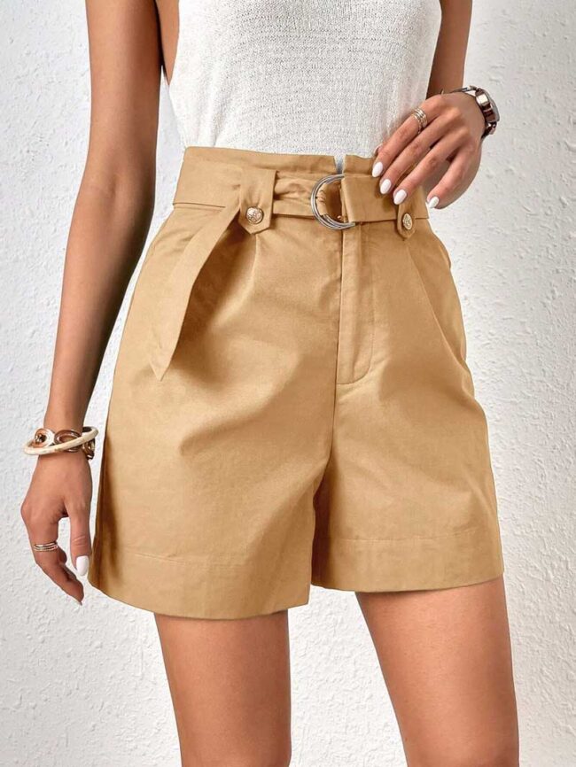 Short casual con cinturón camel - Imagen 2
