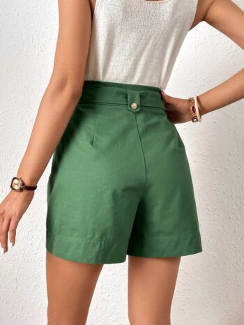Short casual con cinturón verde - Imagen 4