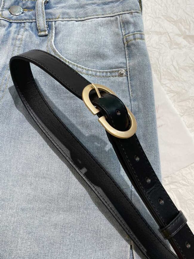 Cinturón hebilla ovalada negro - Imagen 3