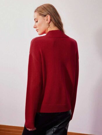 Jersey rojo con detalles en el pecho - Imagen 5