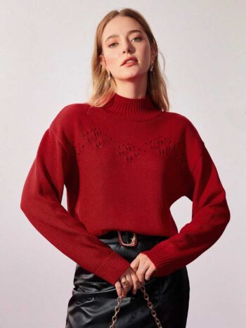 Jersey rojo con detalles en el pecho