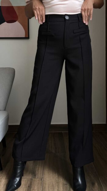 Pantalón acampanado negro