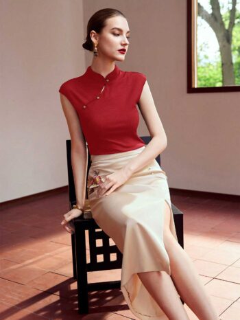 Top detalle oriental rojo
