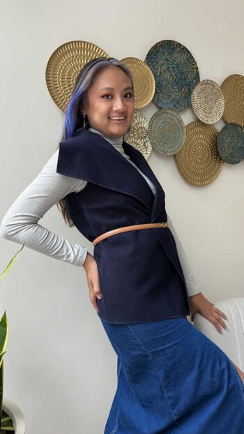 Chaleco azul con correa - Imagen 2