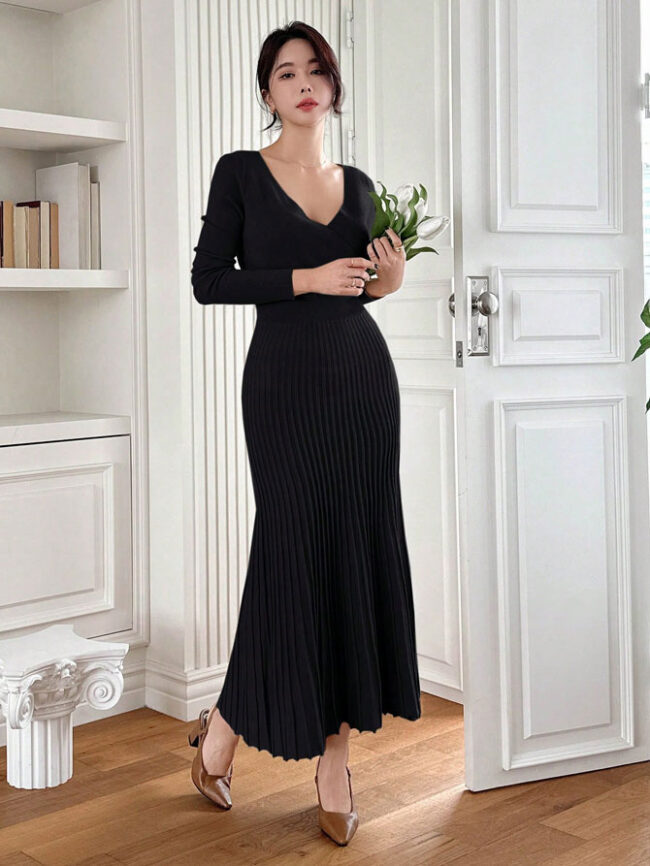 vestido-negro-tejido-plisado-1 Vestido tejido Emma - Imagen 1